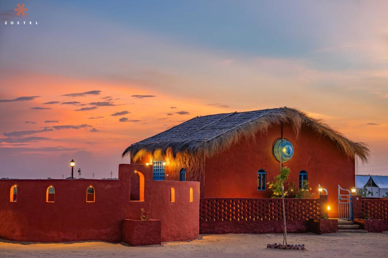 Zostel Sam Desert Sām Exterior foto